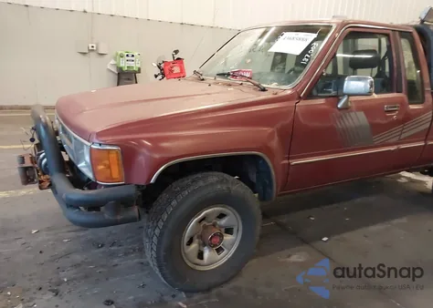 1987 Toyota Pickup Xtracab Rn67 Dlx из США, поврежденный, VIN JT4RN67D9H5073564